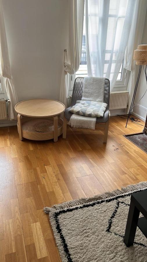 Chic Apartment On The Famous Shopping Rue Du Faubourg Saint-Honore Street Paris Exterior foto